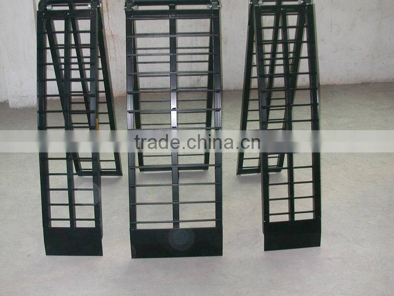 arched aluminium folding ramp