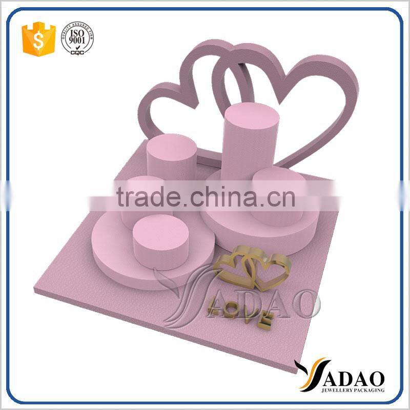 Customized Classic creative recycle white glossy lacquered jewelry display sets for jewelry shop