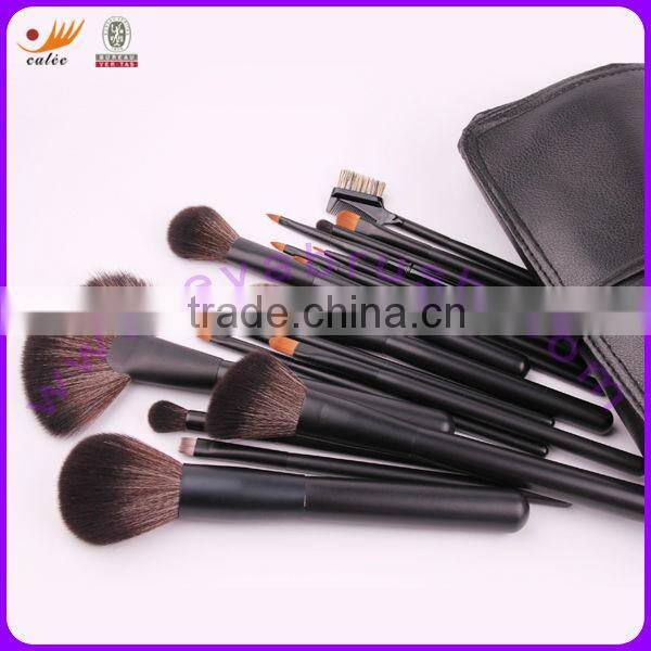 18-Piece Cosmetic Brush Set with Syntheit Hair and Roll Cosmetic Bag