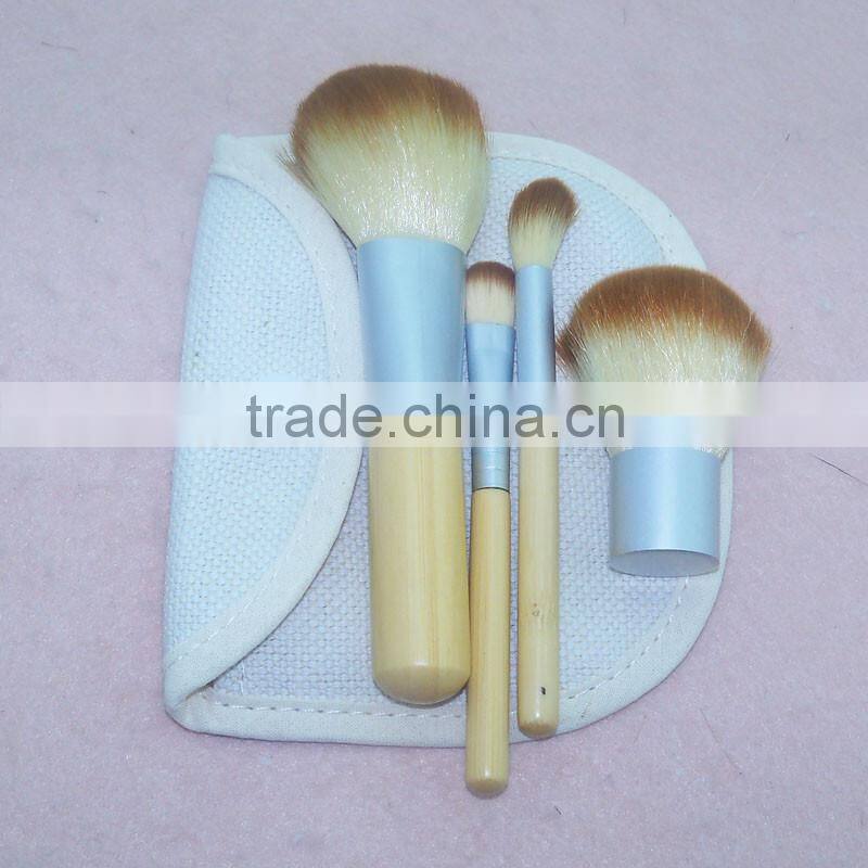 Hot sale 4 pcs makeup brushes portable soft synthetic hair bamboo handle cosmetic makeup brush set with gunny bag