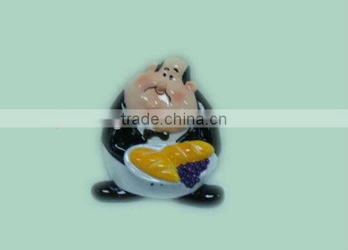 Small decorative polyresin magnets