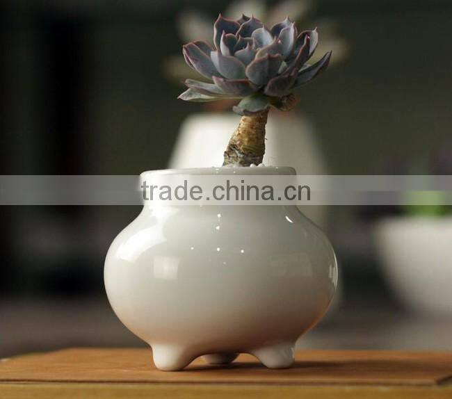2016 new design small glazed chinese ceramic white flower pot