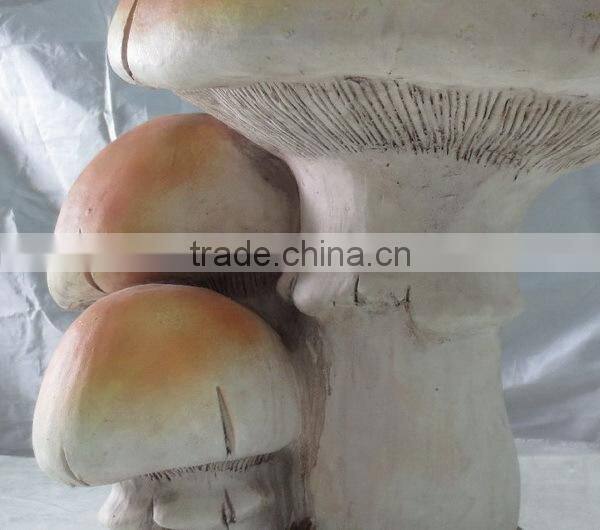 Garden decor fiberglass clay mushroom statue