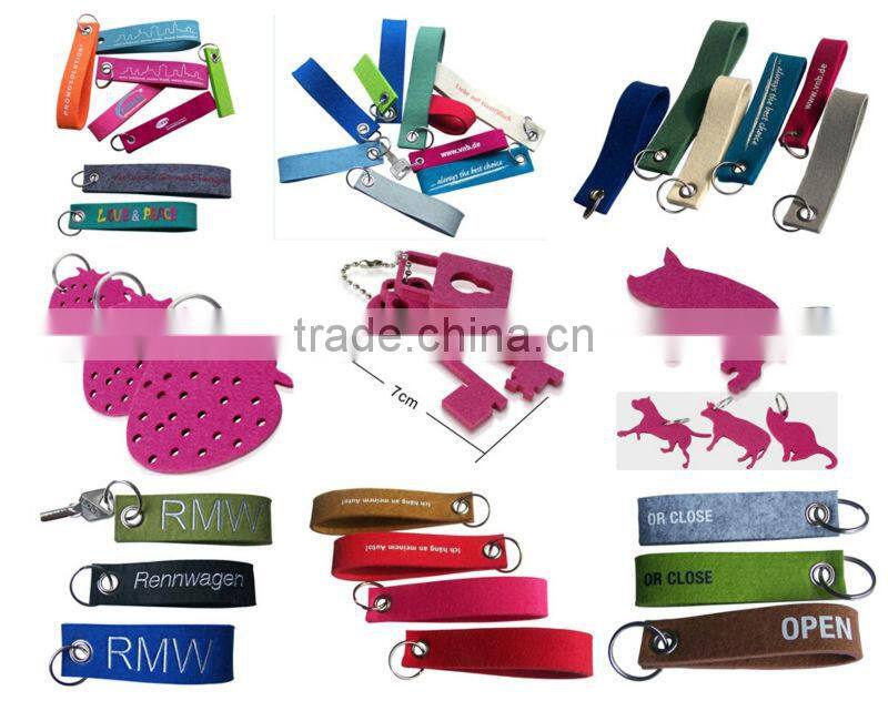 New products wholesale alibaba oval shape ball superhero designed key ring promotional gift felt batman keychain made in China