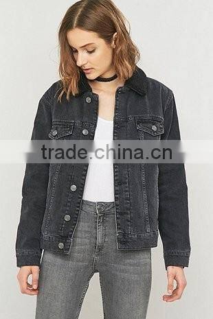 2017 New Design Sample wholesale China Guangzhou denim facotry winter jean women Long Sleeves Hooded Bomber jacket for ladies