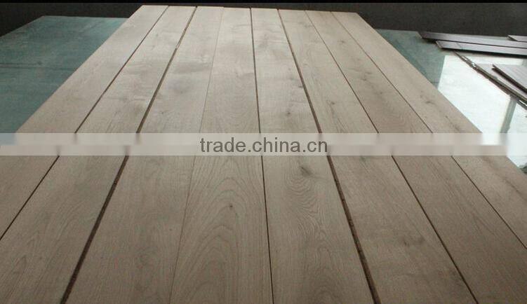 Unfinished European Oak Engineered Wood Flooring