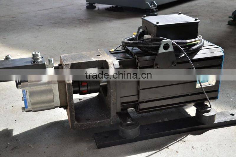 130Ton Plastic Injection Molding Machine
