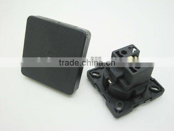 Swiss 2 flat pin to 2 round pole PC vertical power socket