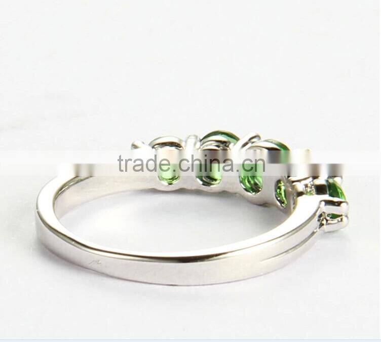 Wholesale Engagement Rings with a Green Stone
