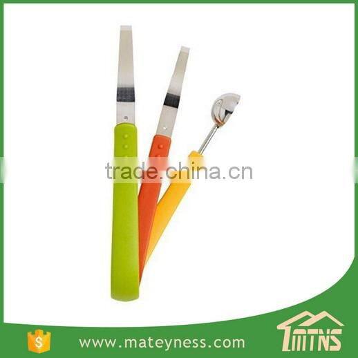 3-IN-1 Scoop Troop Fruit Scoop And Melon Baller