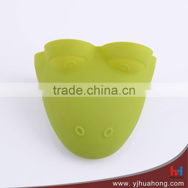 Funny silicon crocodile pattern oven gloves ,heat resistant silicone kitchen utensils gloves