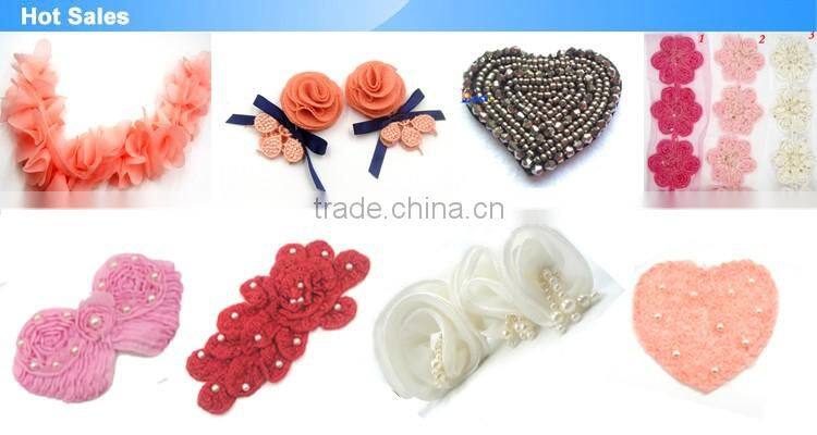 Top fashion two colors available crystal center lace bodice rhinestone applique for wedding dress