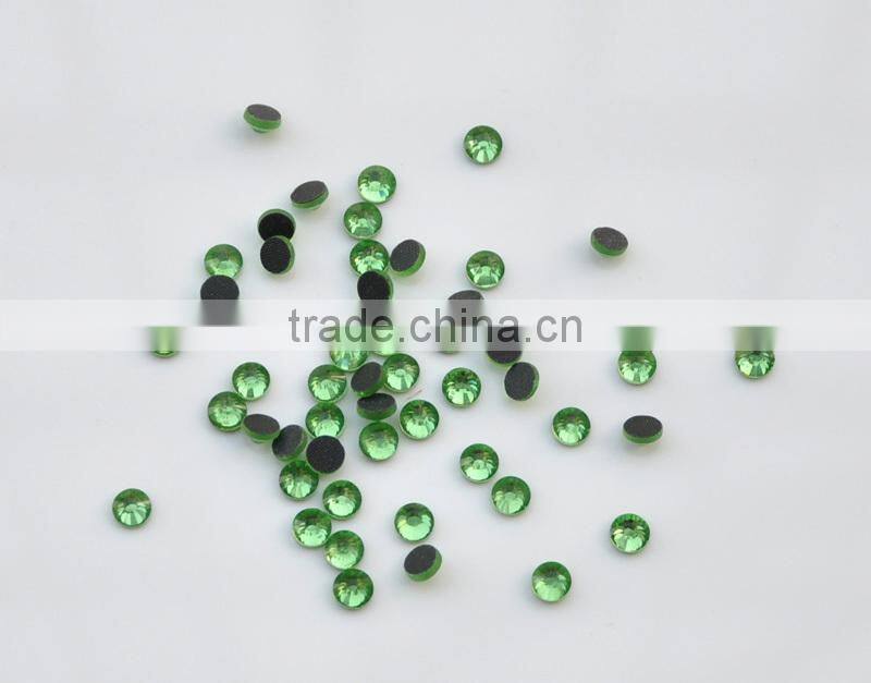 crystal fashion DMC hot fix stone shiny Garment Accessories for apparel in Peridot