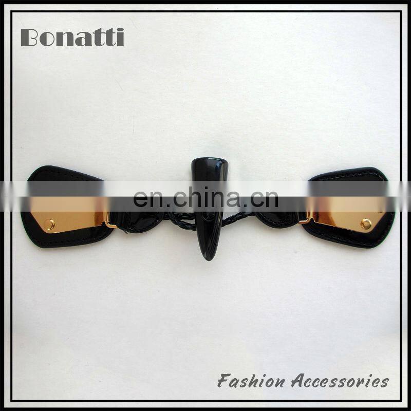 PU leather toggle button with rivets