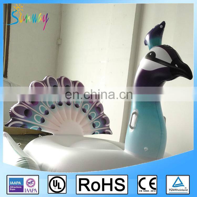 2017 New Arrival Giant Inflatable Peacock Pool Float