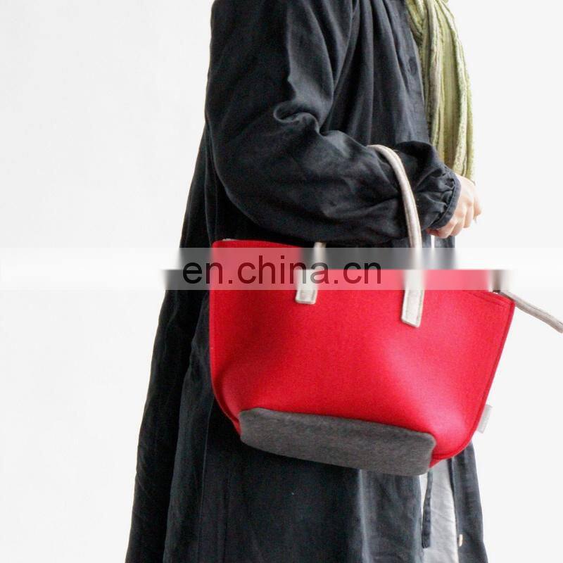 felt leisure tote bag
