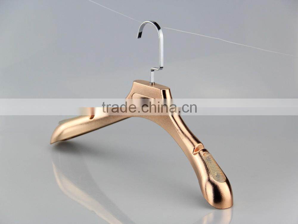shiny plastic hanger electronic plated hanger