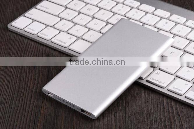 2015 Ultra-thin metal 5000mah oem power banks
