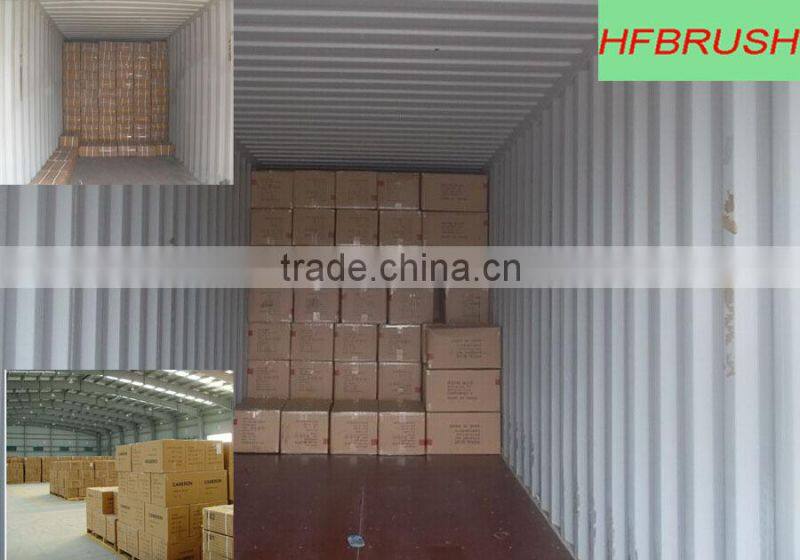 Roller brush in black bristle