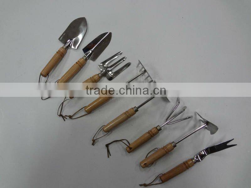 wooden handle garden tools