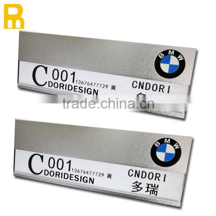 2014 hot sell new products custom logo metal name badge clip