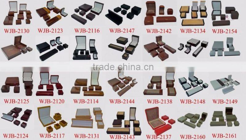 custom logo printed glossy black PU jeweley case