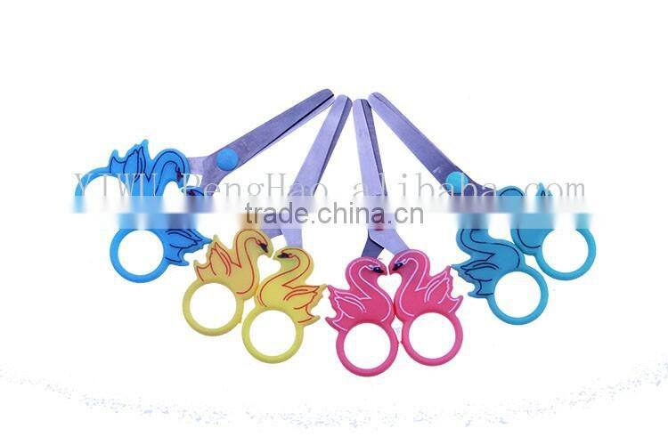 2016 Attractive cartoon scissors/animal handle student scissors
