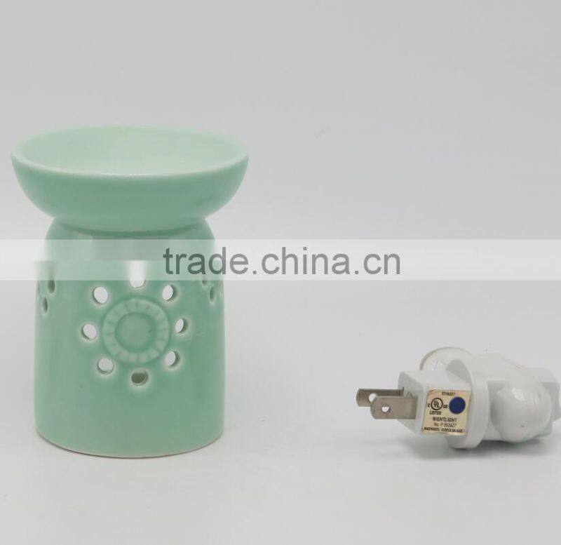 Cute Shape Wall Decoration Ceramic Night Light With Music