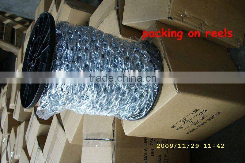 black painted link chain in the field of marine