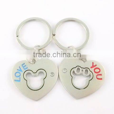 Cute design metal love couple keychains