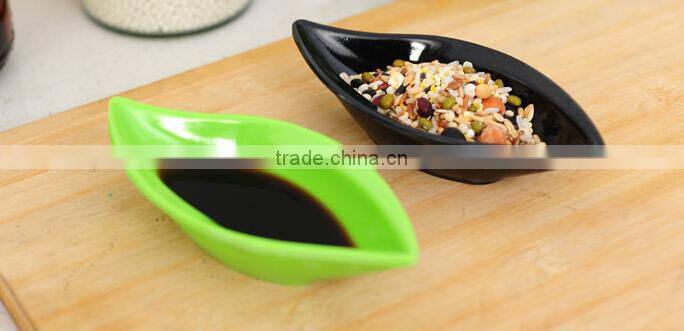 Wholesale Stock Colorful Melamine Resin Leaf Shaped Sauce Dish