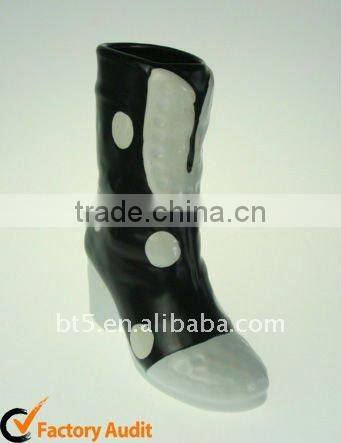 Ceramic flower vase boots shape