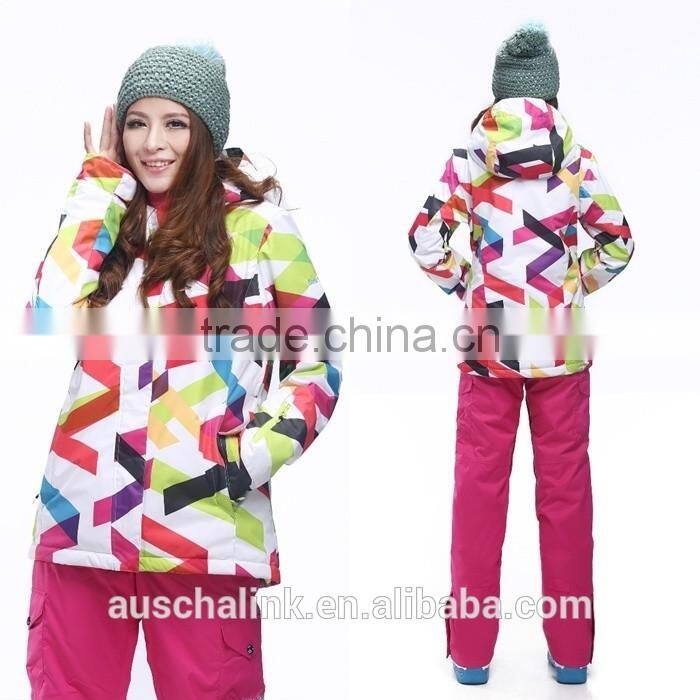new style winter outdoor ladies waterproof and windproof ski jacket