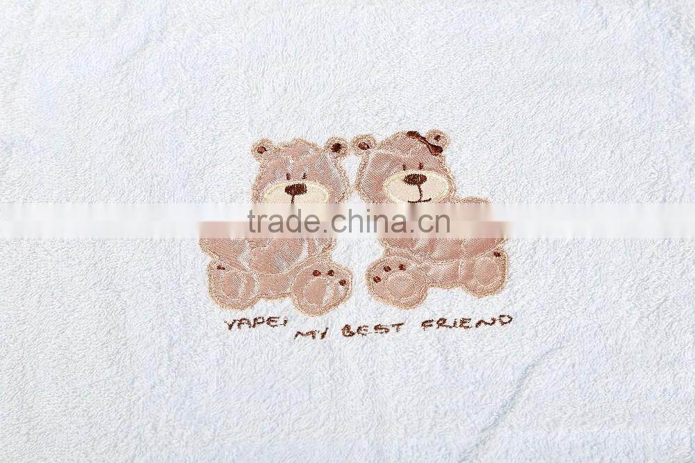 China Towe Factory with Light Blue Embroidery Cartoon Kids/Child Bath Towel