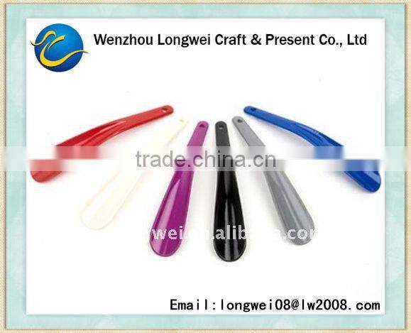 logo engraving painted long wood shoe horn with rope