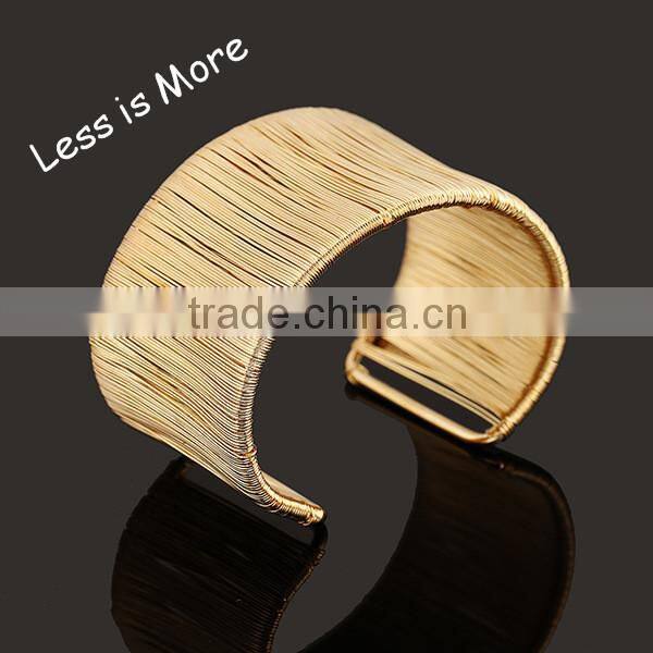 Popular frosted gold bangles for girls jewelry,silver hollow iron bangle in Yiwu