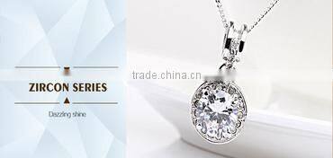 OUXI Korean style red crystal and zircon flower rhinestone brooch 60079