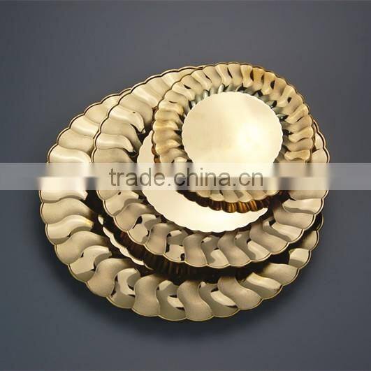 6"Plastic Disposable Gold Dinner Plate With Folwer Brim