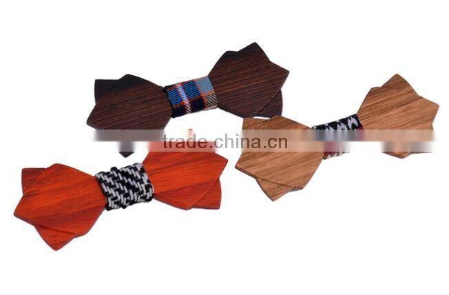 2016 Novelty Solid Good Quality Wood Bow Tie For Men Classic Wood Bowties Neckwear 3D Handmade Butterfly Wood Tie Factory