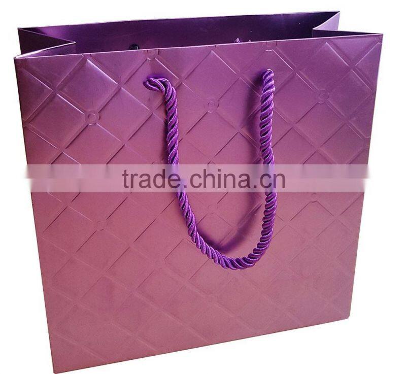 luxury high quality fashion paper shopping bag with embossing