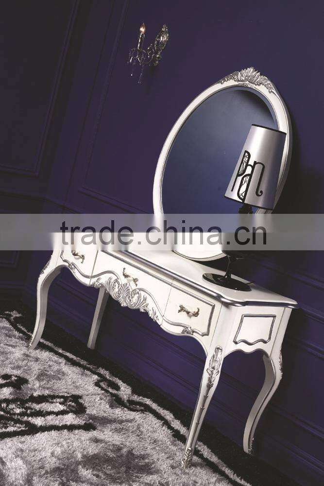 french dressing table