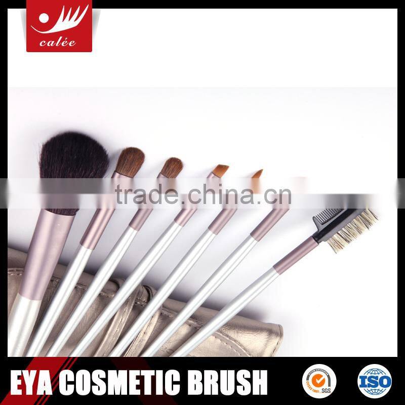 Fashionable design of 7 pcs makeup brush set with travel size