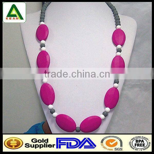 giraffe teether baby chewing teething necklace silicone jewelry