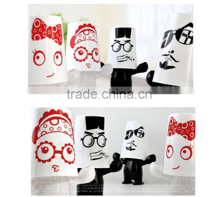 Love strong man toothbrush washing cup sets-white girl