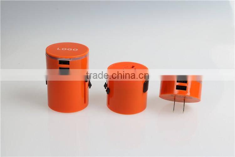 USB Global Travel Adapter For New Year's Gift and Travel Gift of 3.1A with LED light