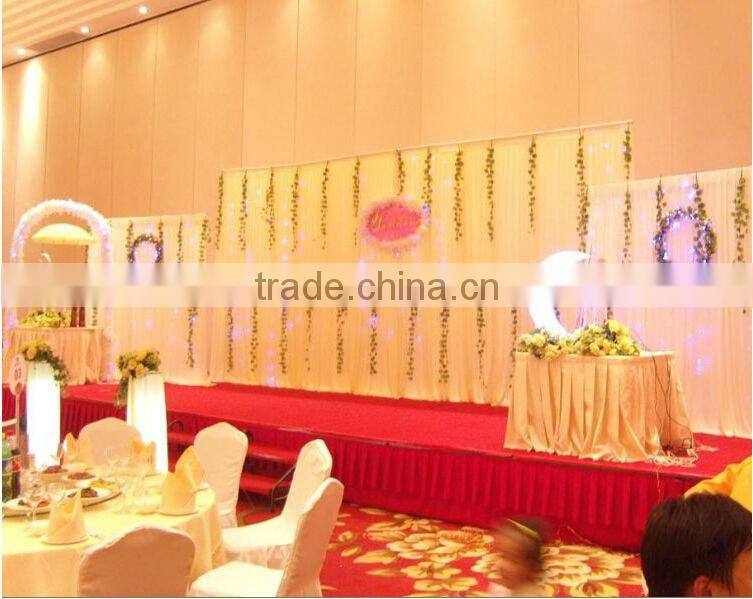 New safety platform ladder with active stage