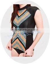 2014 young girl's colorful UPF50+ rash t shirt