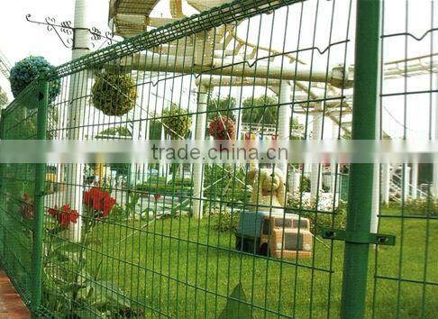 Double Loop Decorative Fence