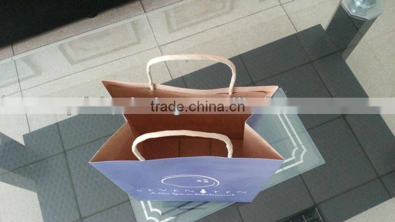 Carrying bag, take out bag, prints with single white kraft carrying bag