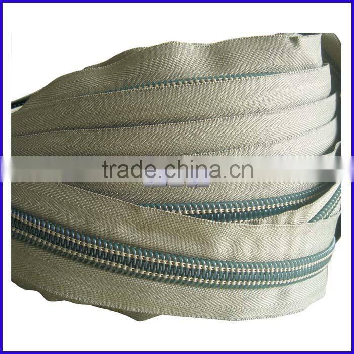 Long Chain Nylon Zipper 3# 5# 7# 8# 10#